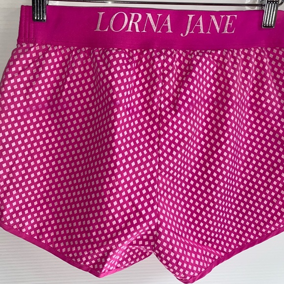 Lorna Jane hot pink diamond print womens athletic bike underlay shorts size XS - Picture 9 of 13